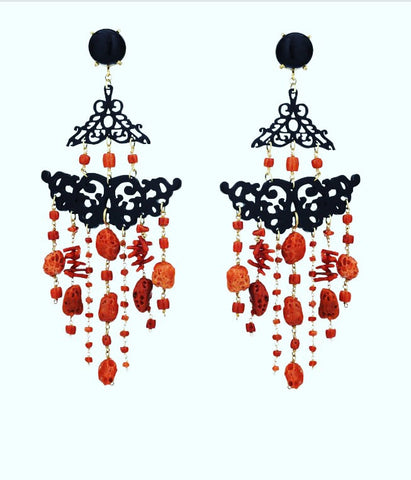 Amle' Earrings - pendant with Black Onyx and Coral