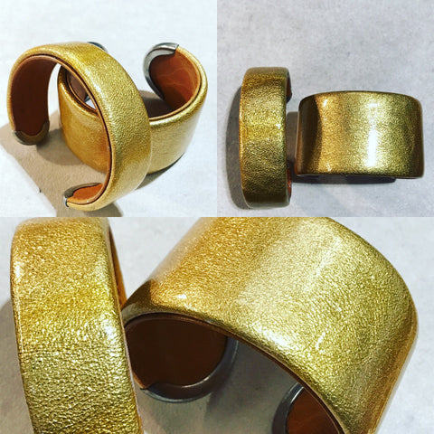 Cuff in Leather-Gold