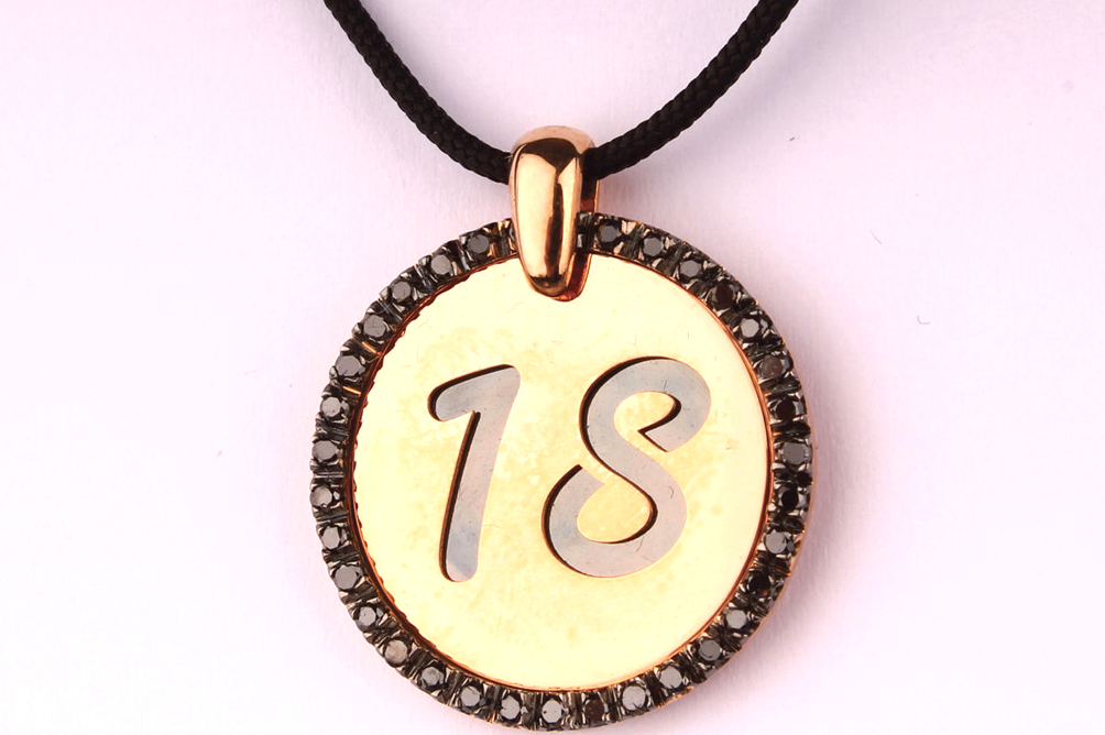 Pendant with Numbers in Rose Gold and Black Diamonds